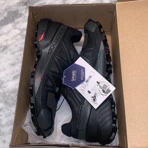 NWT Salomon speedcross 5 size9.5 43.5EU black/black/phantom Brand New never used